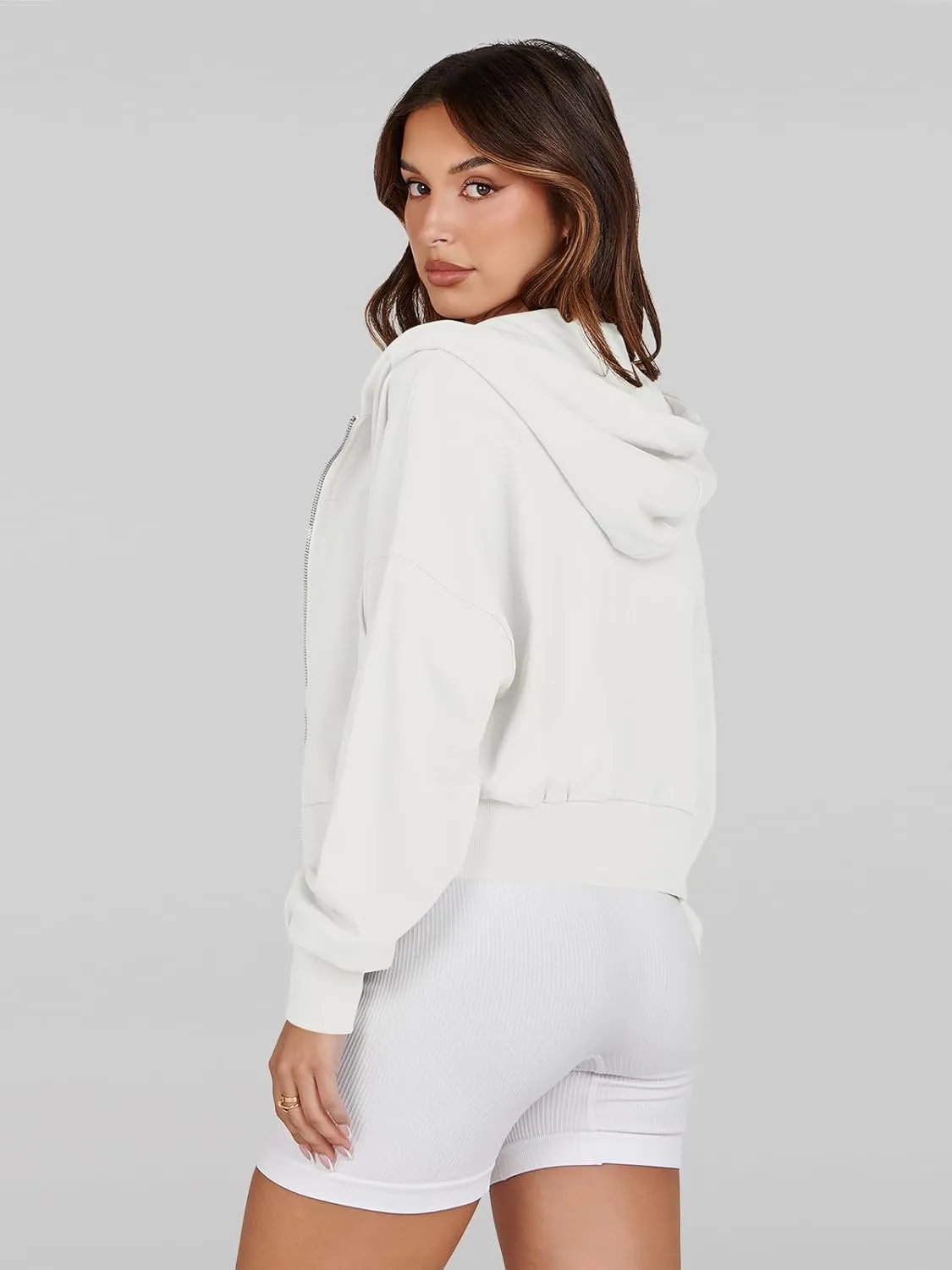 Fisoew Women's Crop Zip Up Hoodies Casual Long Sleeve Hooded Cropped Sweatshirts with Pockets